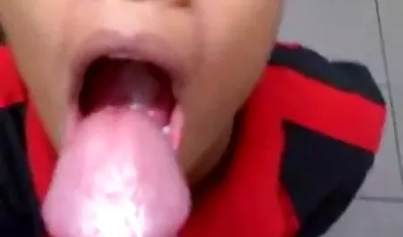 شخص ساده و فیلم داستانی نیمه سوپر معصوم تنگ