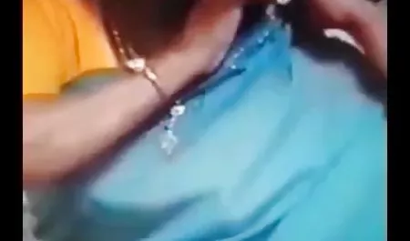 دانش آموزان فارغ التحصیلی را با رابطه جنسی گرم سینمایی نیمه سکسی به طور پنهانی از پدرشان جشن می گیرند