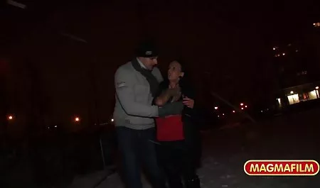 ادرین به سختی در دو ضرب و شتم دانلود فیلم های نیمه سوپر روی صورت است