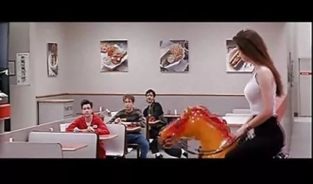 وحشیانه از بیدمشک دانلود رایگان فیلم سینمایی نیمه سکسی او در حالی که او