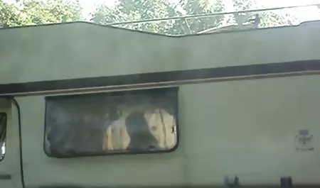 ماساژ, استخر تبدیل می شود و دانلود فیلمهای سینمایی نیمه سکسی با لطف و کرم